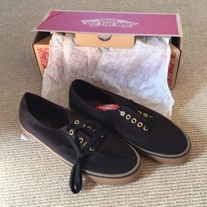 Men’s Size 10.5, Black Vans